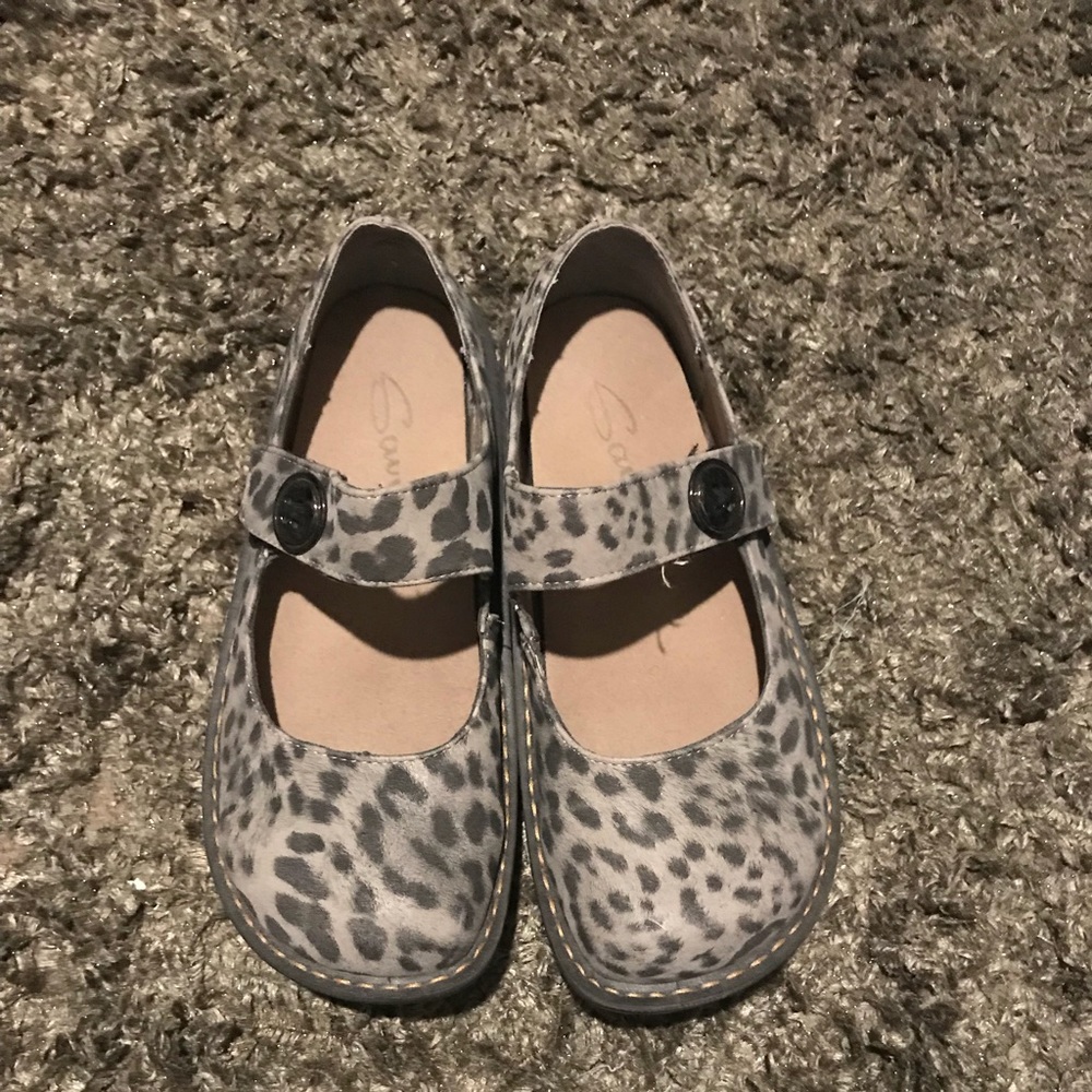 Nursing Clogs